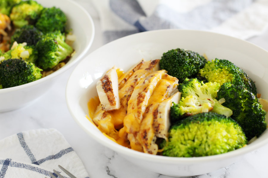 Cheesy Chicken & Broccoli Rice Bowl