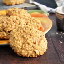 pumpkin oatmeal cookies