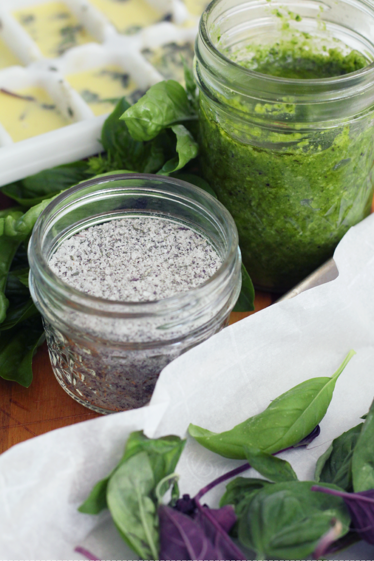 5 Easy Ways to Preserve Fresh Basil